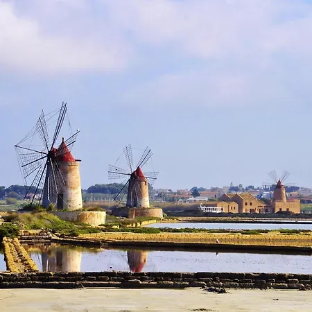 Spacious In + Ac Apartment *